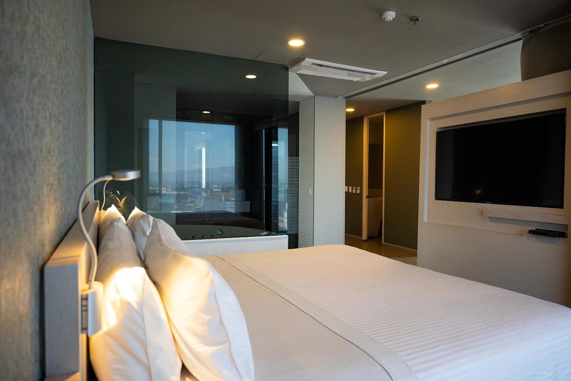 Hotel Black Tower Premium Bogota Luaran gambar